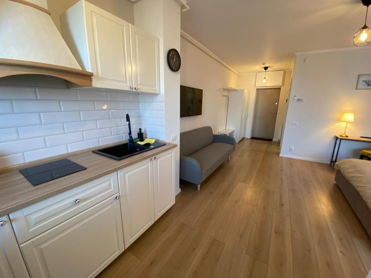 Amber Studio Oradea Apartamento Exterior foto